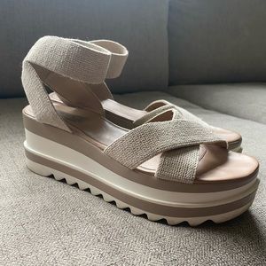 Steve Madden platform Sandals size 8